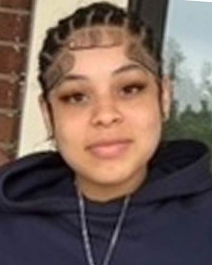 Missing person flyer for Idalys Rivera