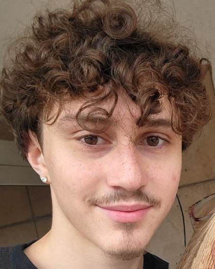 Missing person flyer for Zachery Rausch